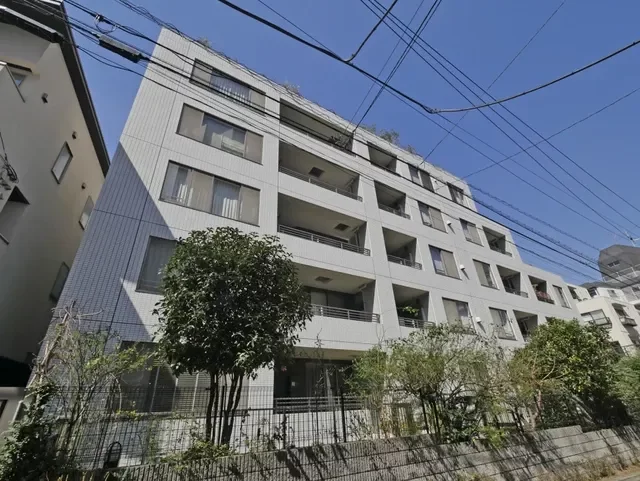 アールブラン目黒青葉台 外観