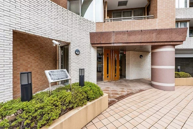 アルス中目黒ヴィルトレーテ エントランス