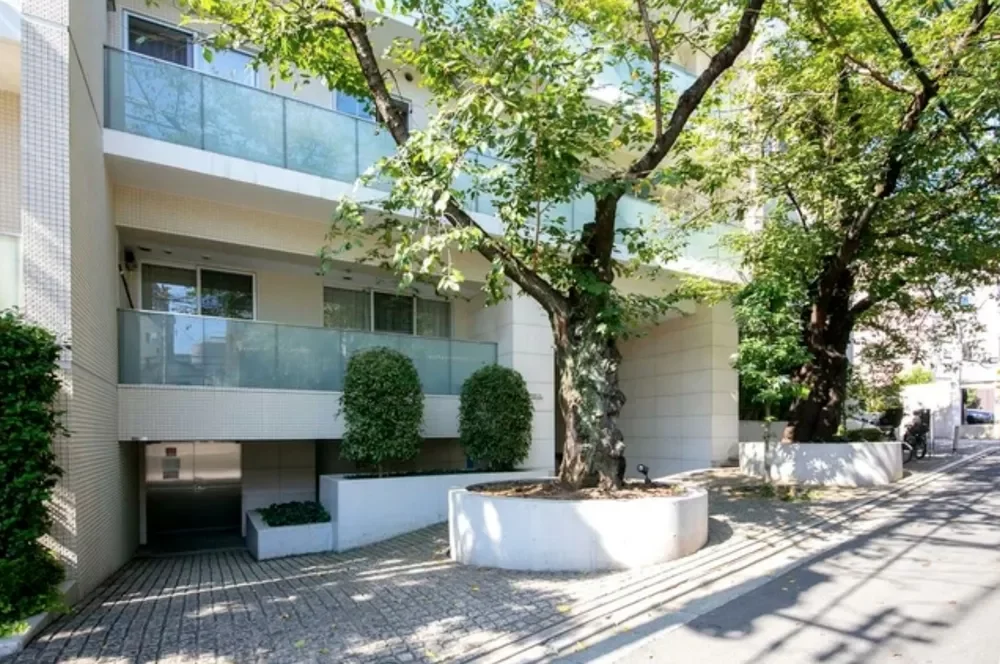 神宮前五丁目ブランシェ 外観