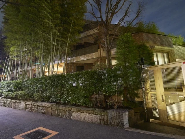 グローリオ麻布霞町 夜景