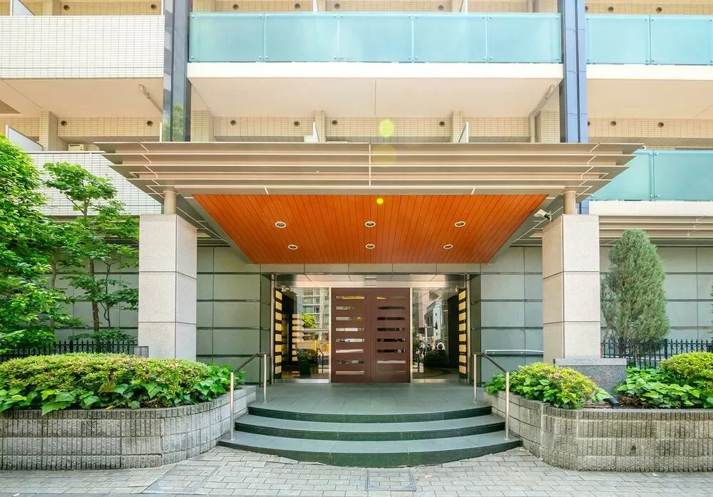 ファミールグランスイートTHE赤坂 エントランス