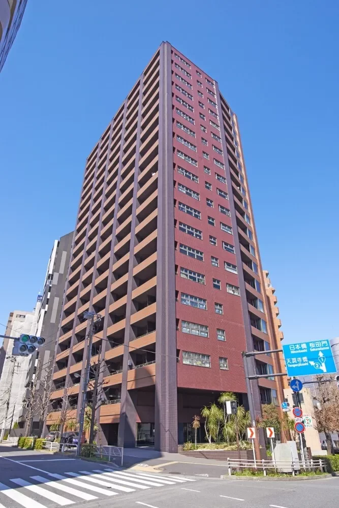 ラプラースウエスト