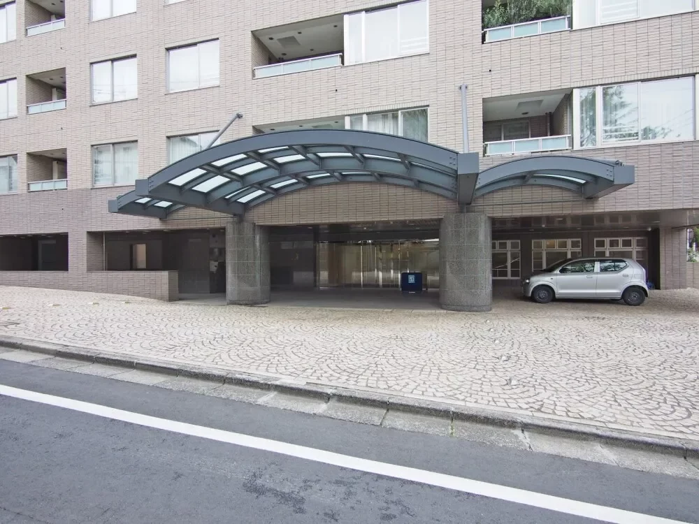 松濤アパートメント アプローチ