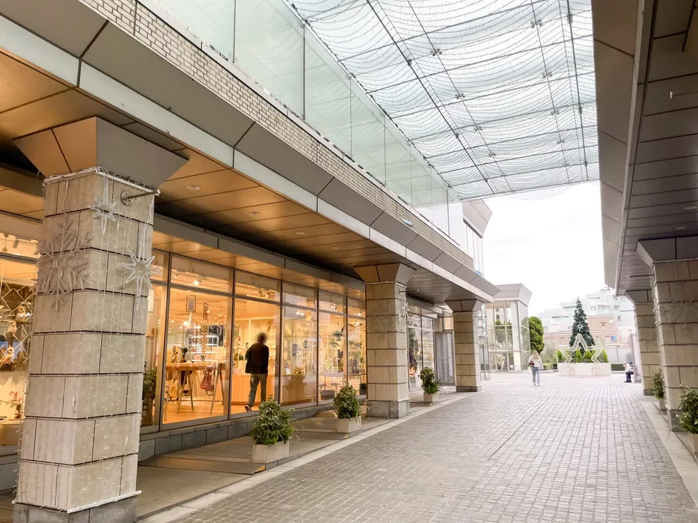 代官山アドレス・ディセ