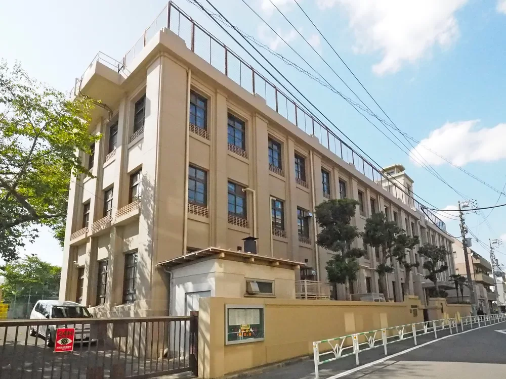 渋谷区立広尾小学校