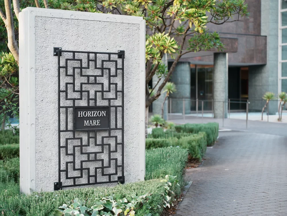 オリゾンマーレ レリーフ