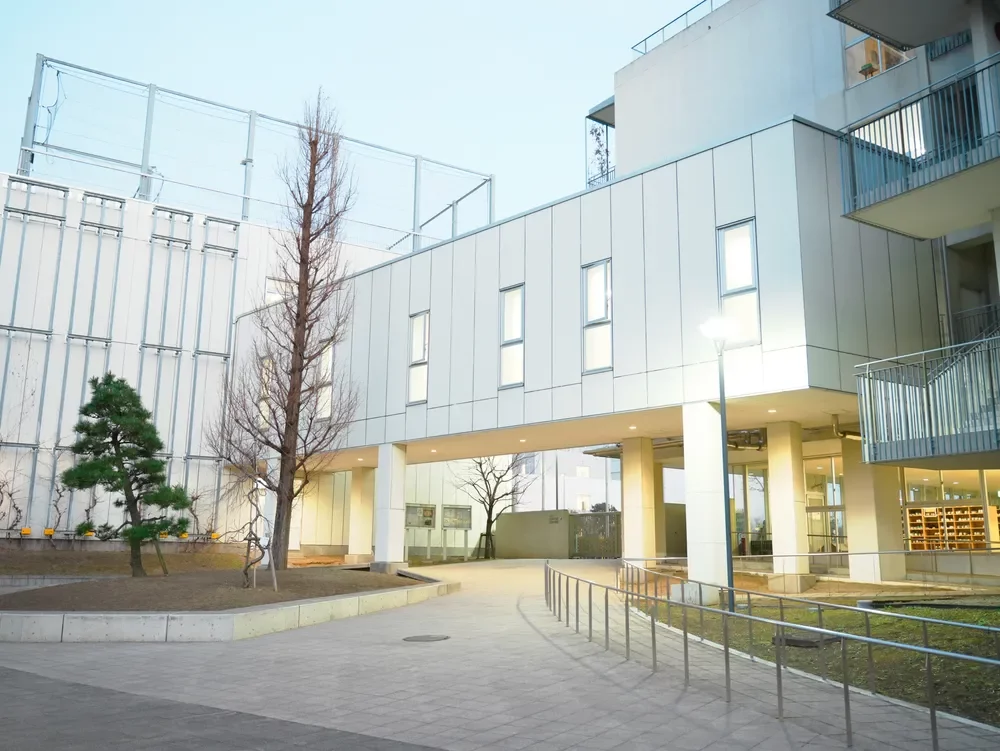 江東区立有明中学校