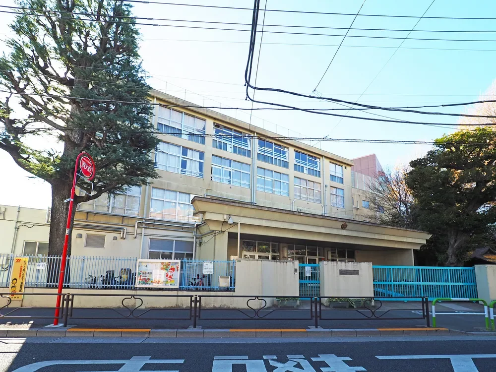 文京区立関口台町小学校