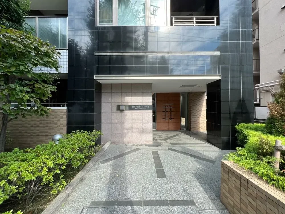 グランスイート文京小石川 アプローチ