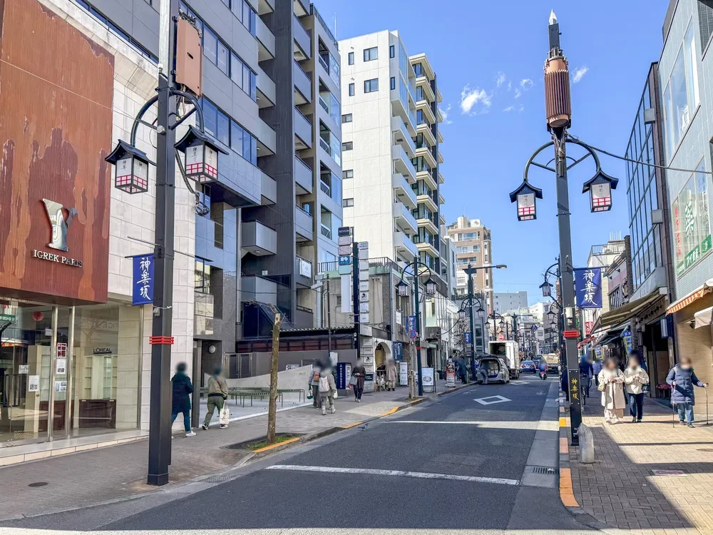 神楽坂通り商店街