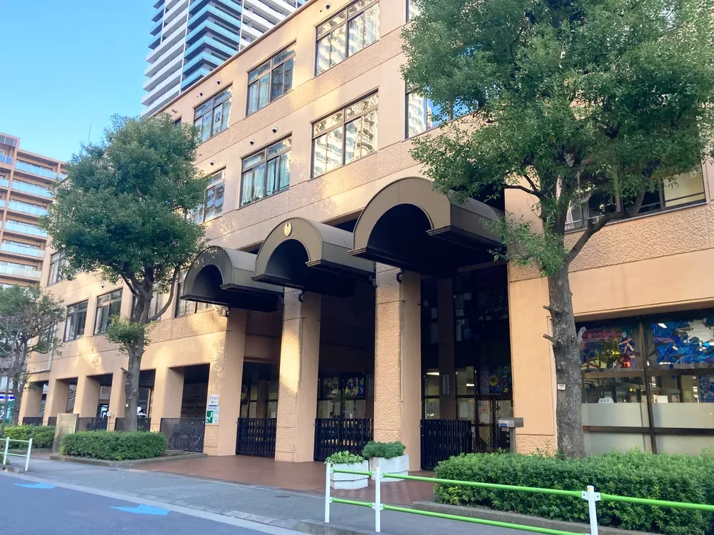 港区立港南中学校