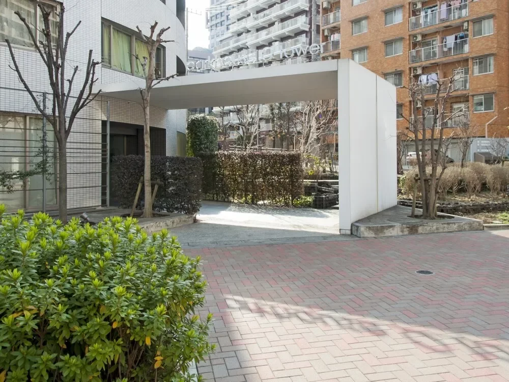 パークハウスオータワー アプローチ