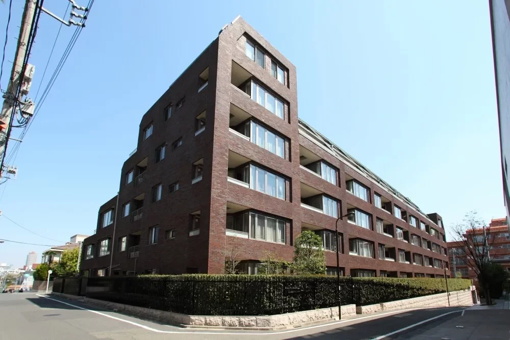 ブリリア外苑出羽坂 外観