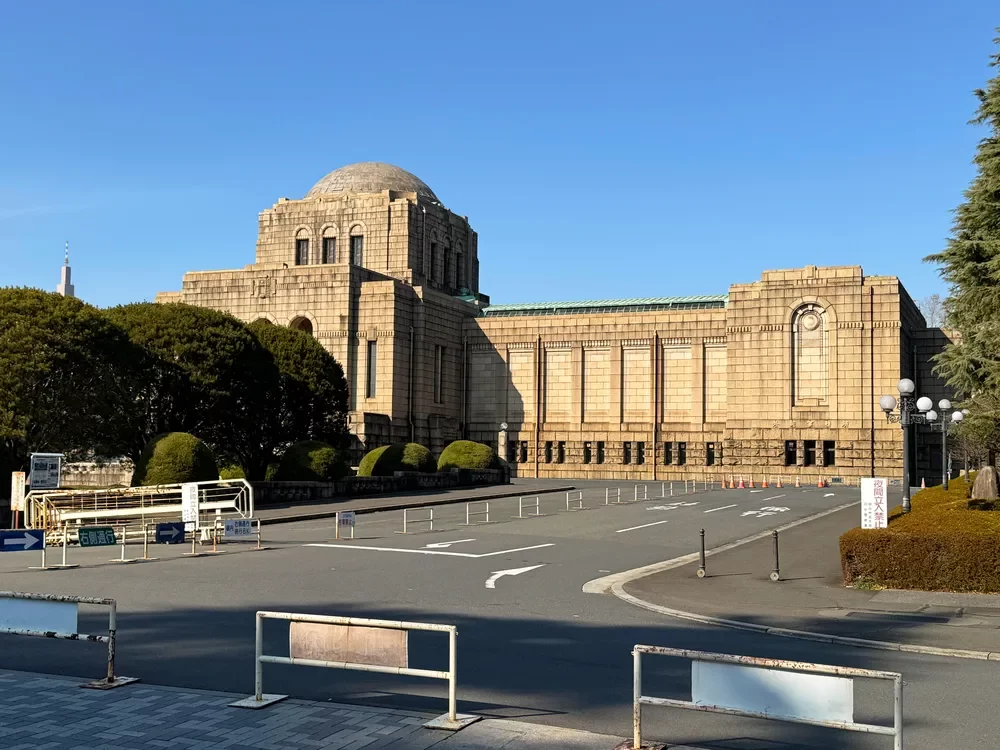 聖徳記念絵画館