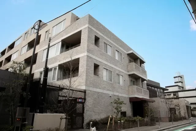 パークコート市谷仲之町外観