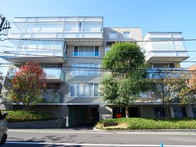 プラウド南青山　外観