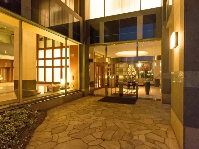 ファーストエントランス