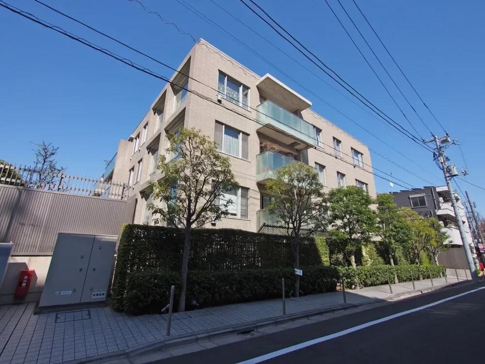 ディアナコート上原