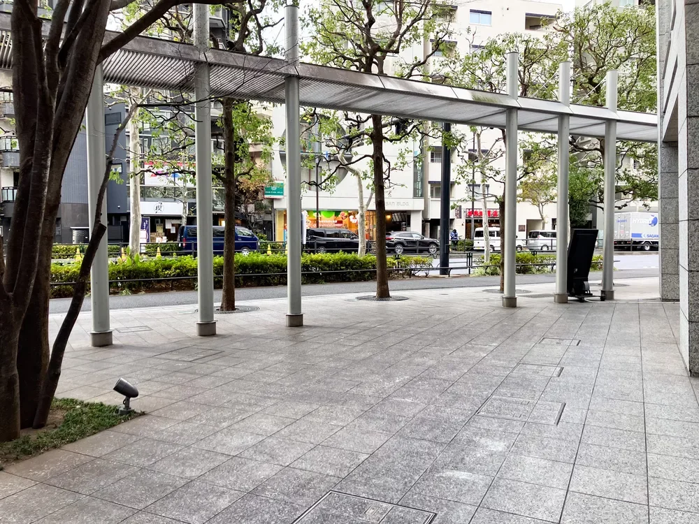 シティタワー四谷 エントランス前