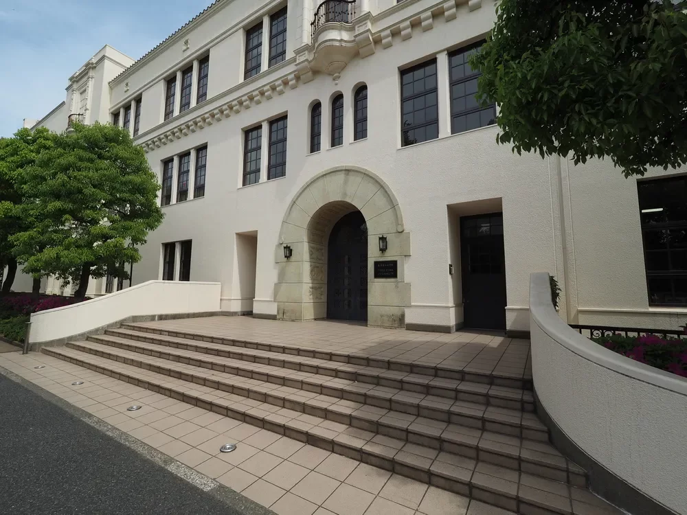 東洋英和女学院中学部・高等部