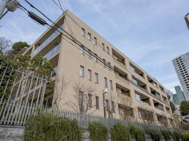 ウェリス麻布狸穴 外観