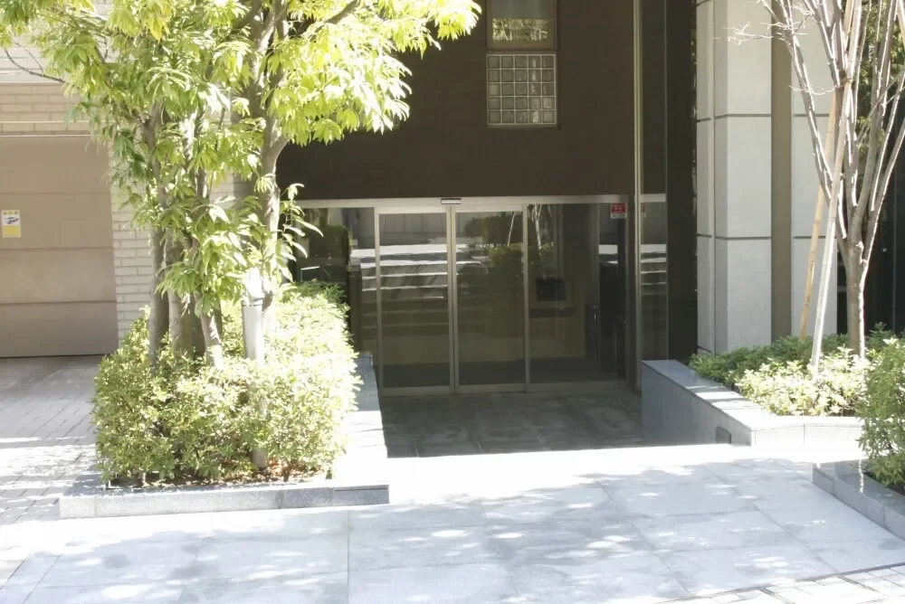 目黒花房山プレイス エントランス