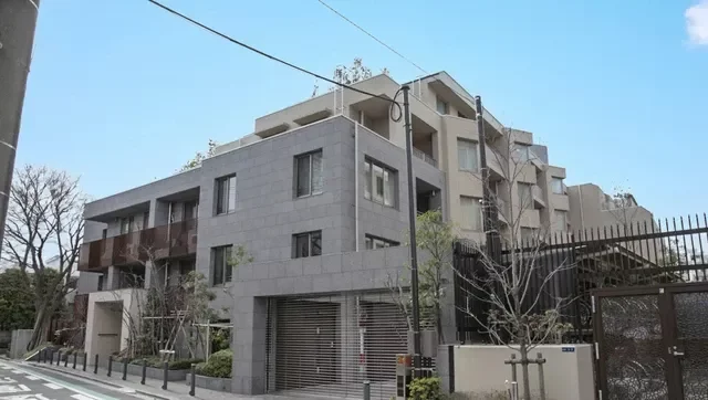 パークコート市ヶ谷ノーブルヒルズ外観