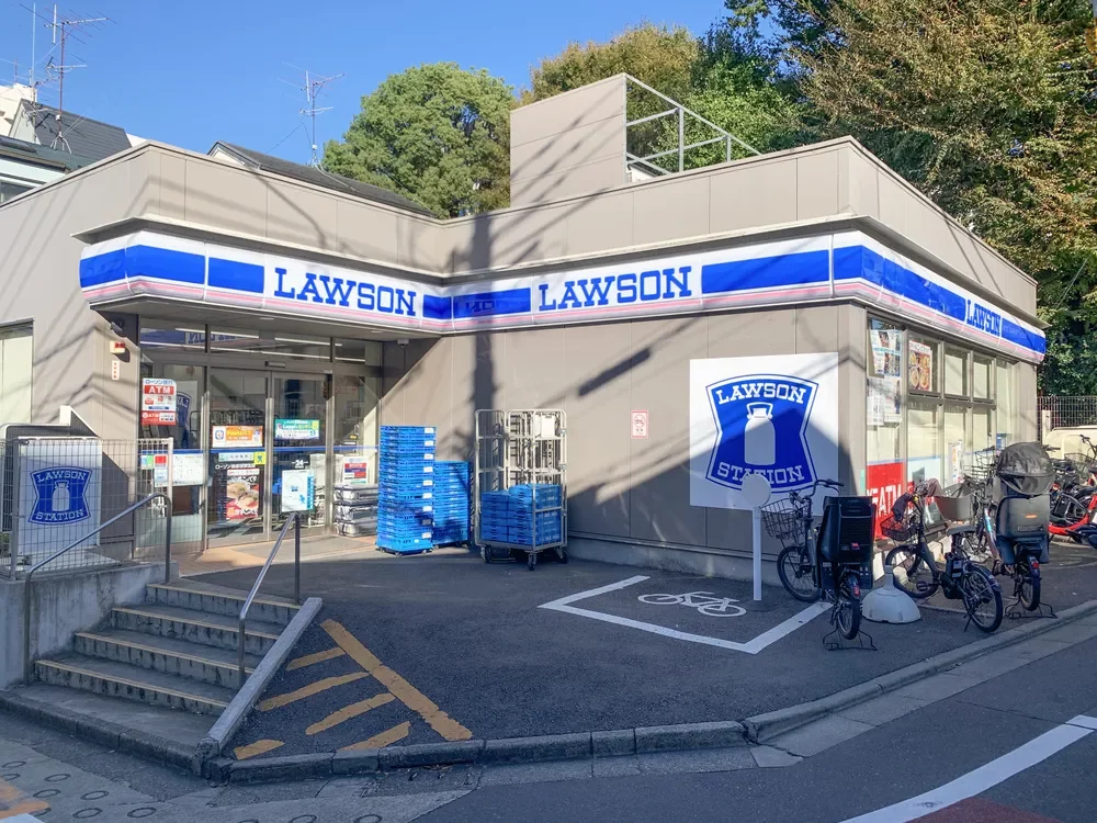 ローソン 神楽坂駅北店