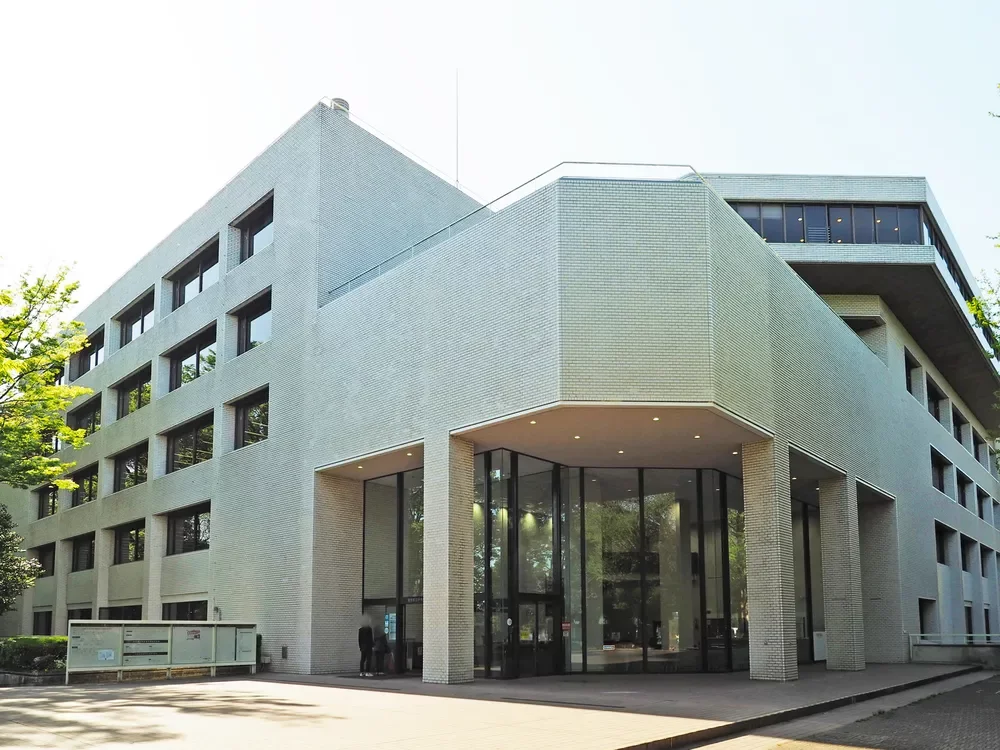 都立中央図書館