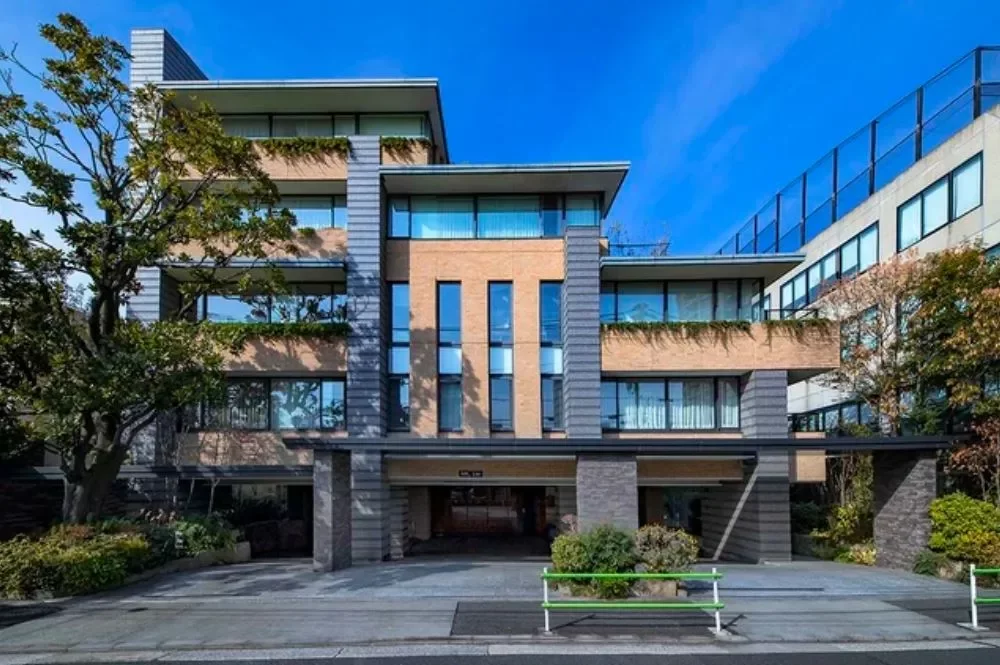 プラウド元麻布 外観