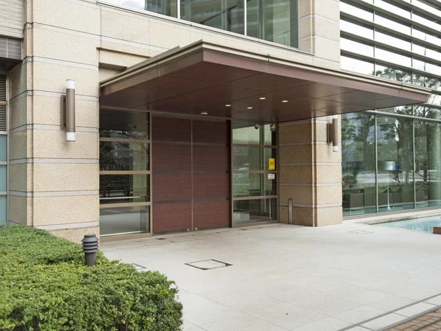 パークタワーグランスカイ エントランス