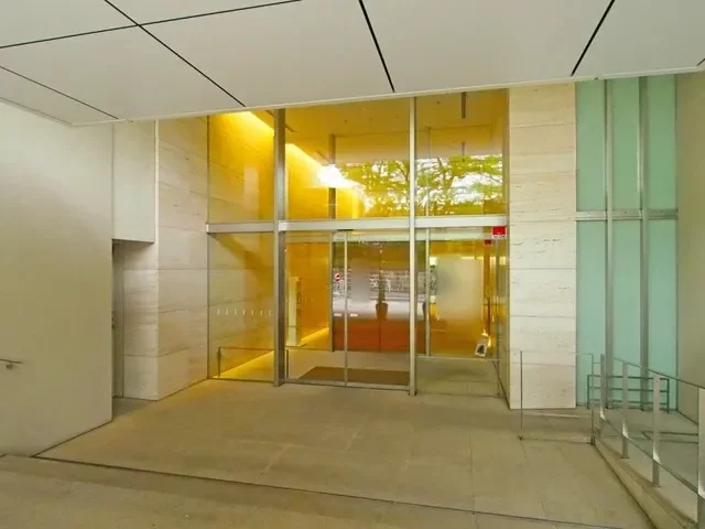 センチュリーフォレストA棟 エントランス