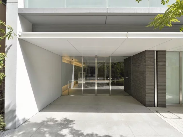 ブランズ麻布十番 エントランス