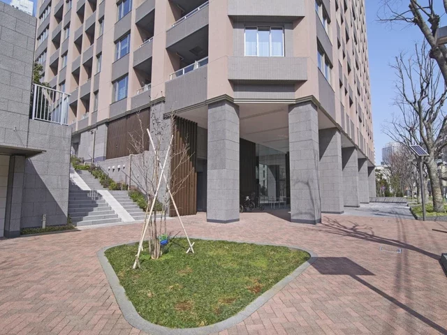 ブリリアウェリス月島 アプローチ