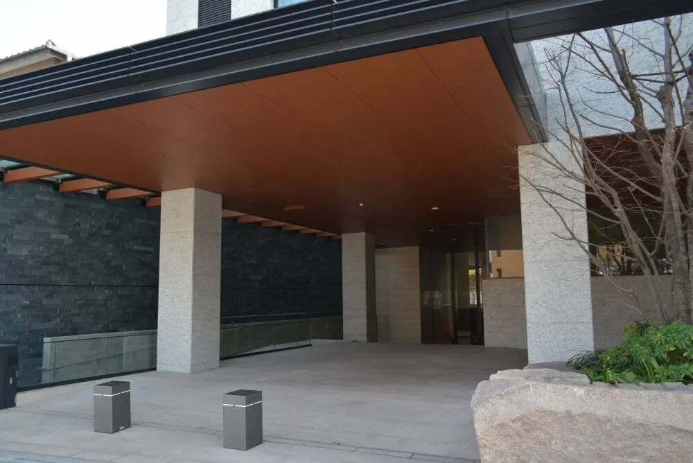 プラウド上原 アプローチ