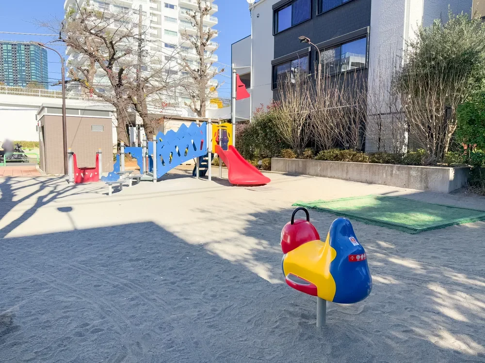 三田綱町児童遊園