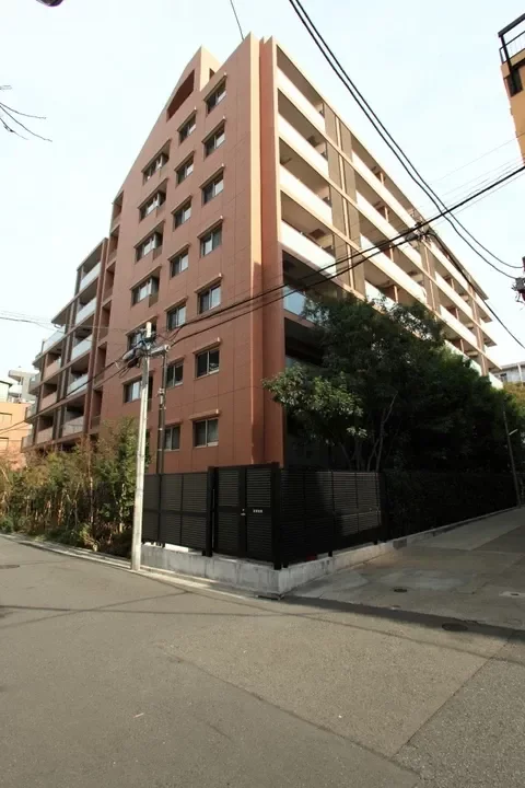 プレミスト神楽坂 外観