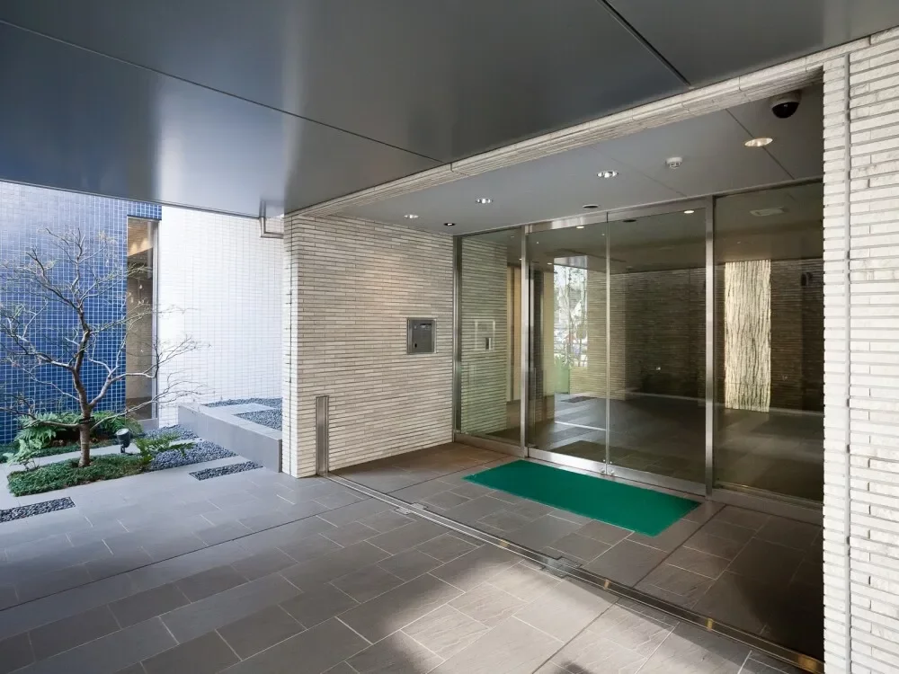 パークリュクス目黒 エントランス