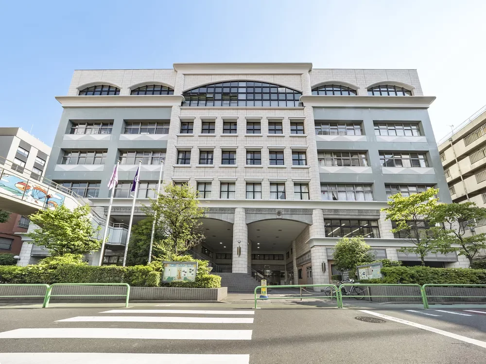 千代田区立昌平幼稚園・小学校