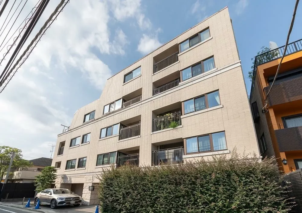 ザ・サンメゾン神宮前四丁目エルド 外観