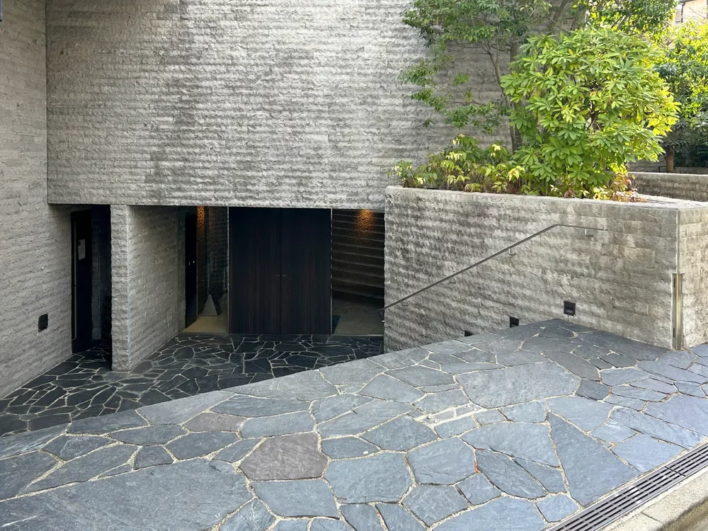 ディアナコート代々木上原 エントランス