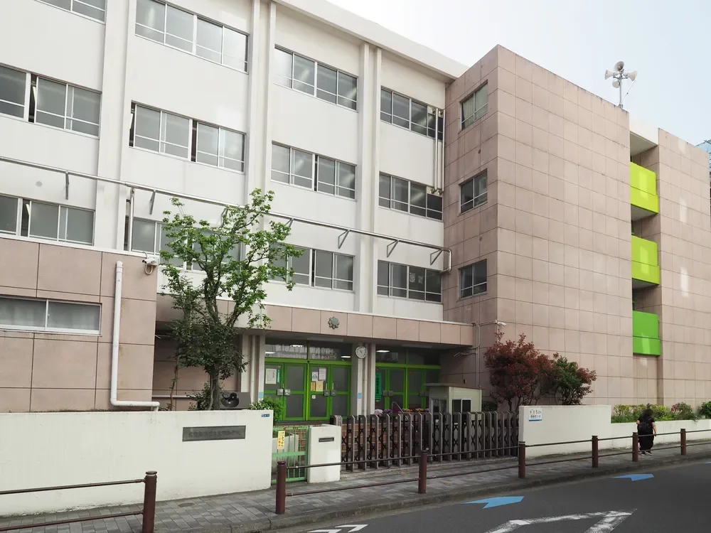 港区立東町小学校