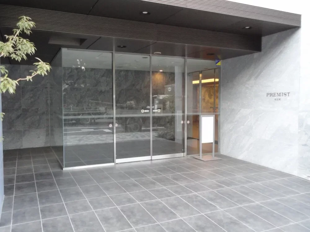 プレミスト明石町 エントランス