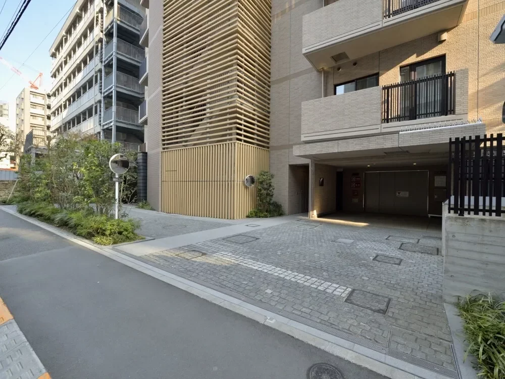 ザ・パークハウス四番町レジデンス アプローチ