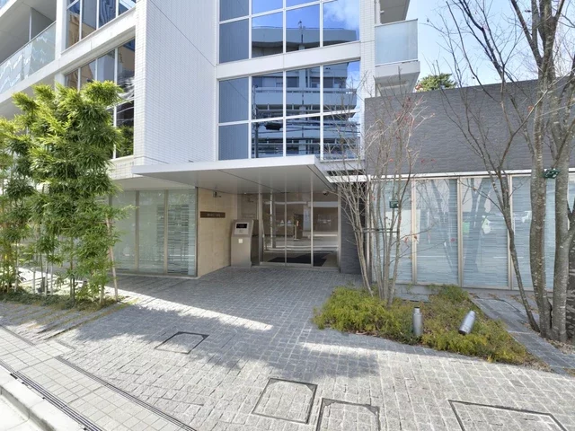 ブランズ六本木 アプローチ