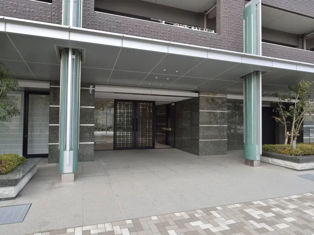 クレストスカイウイング エントランス