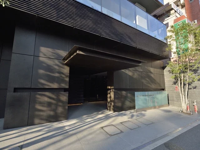 ウェリスタワー愛宕虎ノ門 エントランス