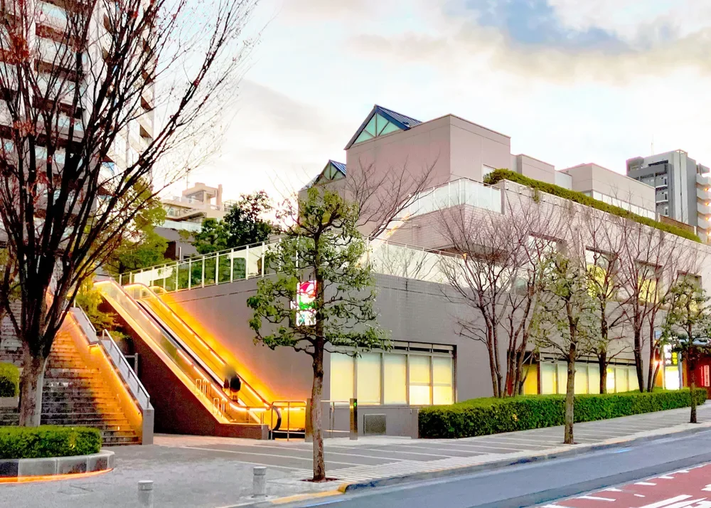 ヨークフーズ With ザ・ガーデン自由が丘 新宿富久店 