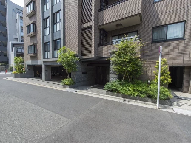 パークナード南麻布 アプローチ