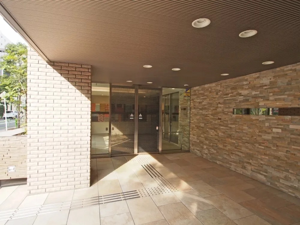 オーベル明石町レジデンス エントランス